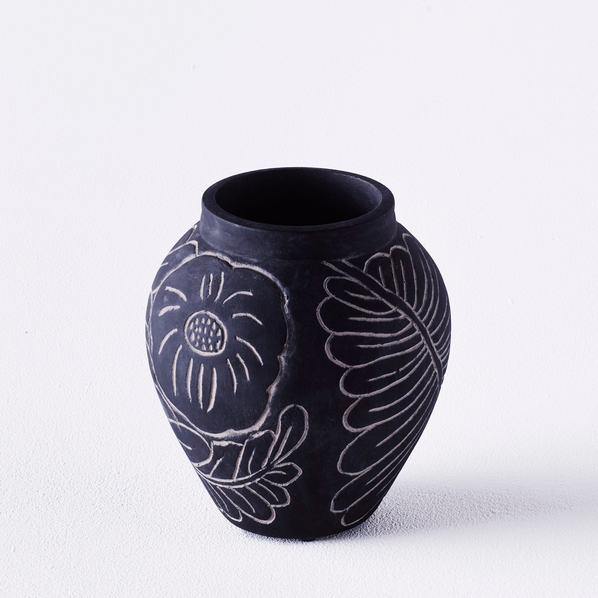 Frida Vase Small Black