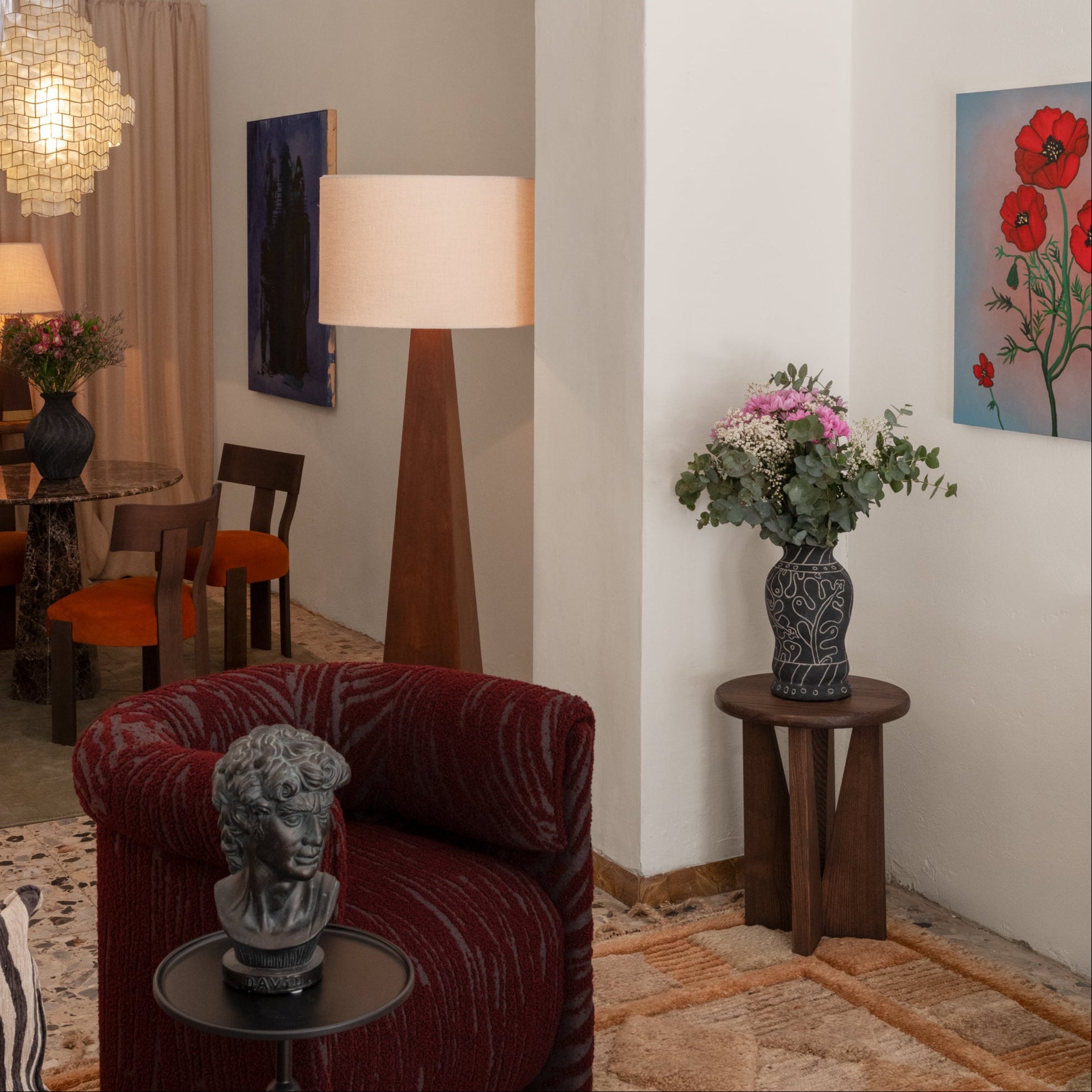 Frida Vase Tall Black