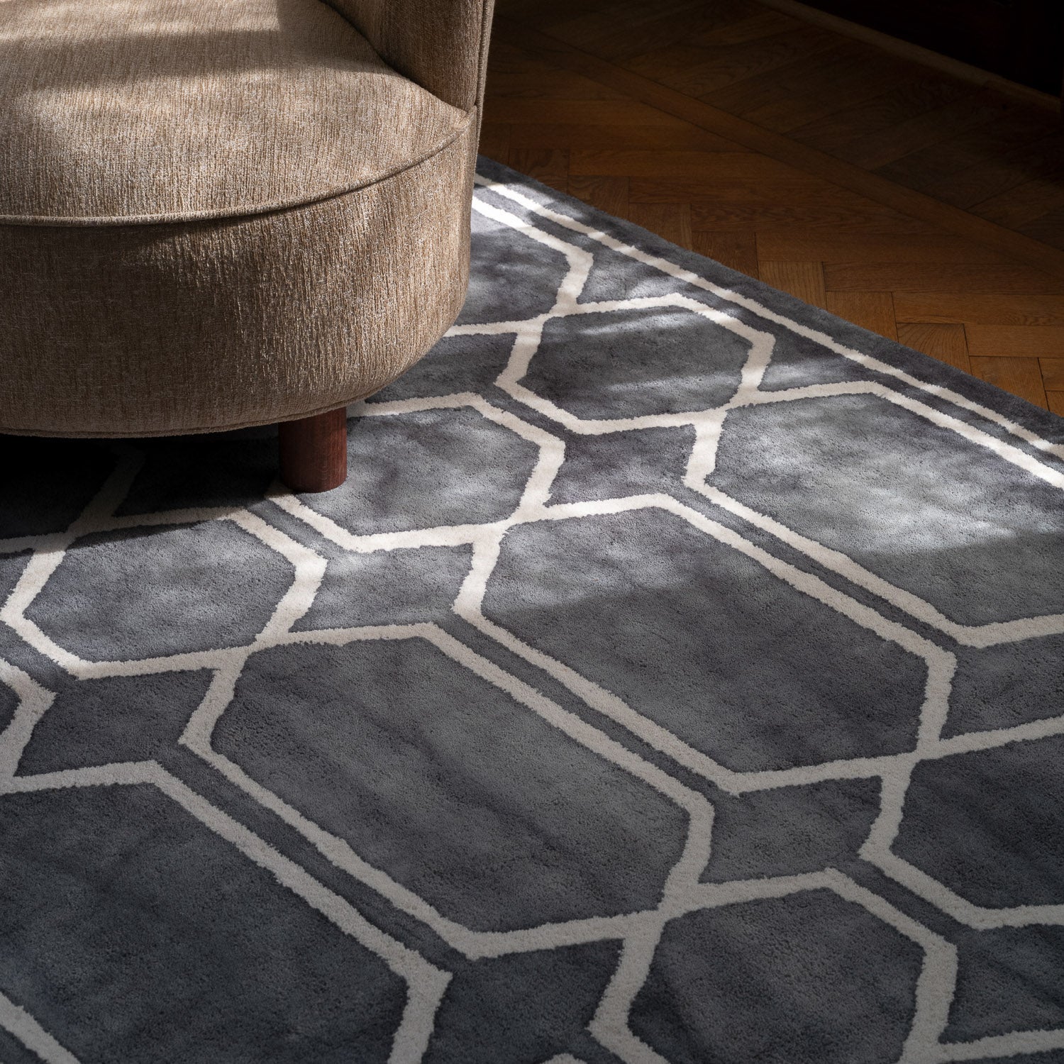 Tie Dye Rug Graphite Ink