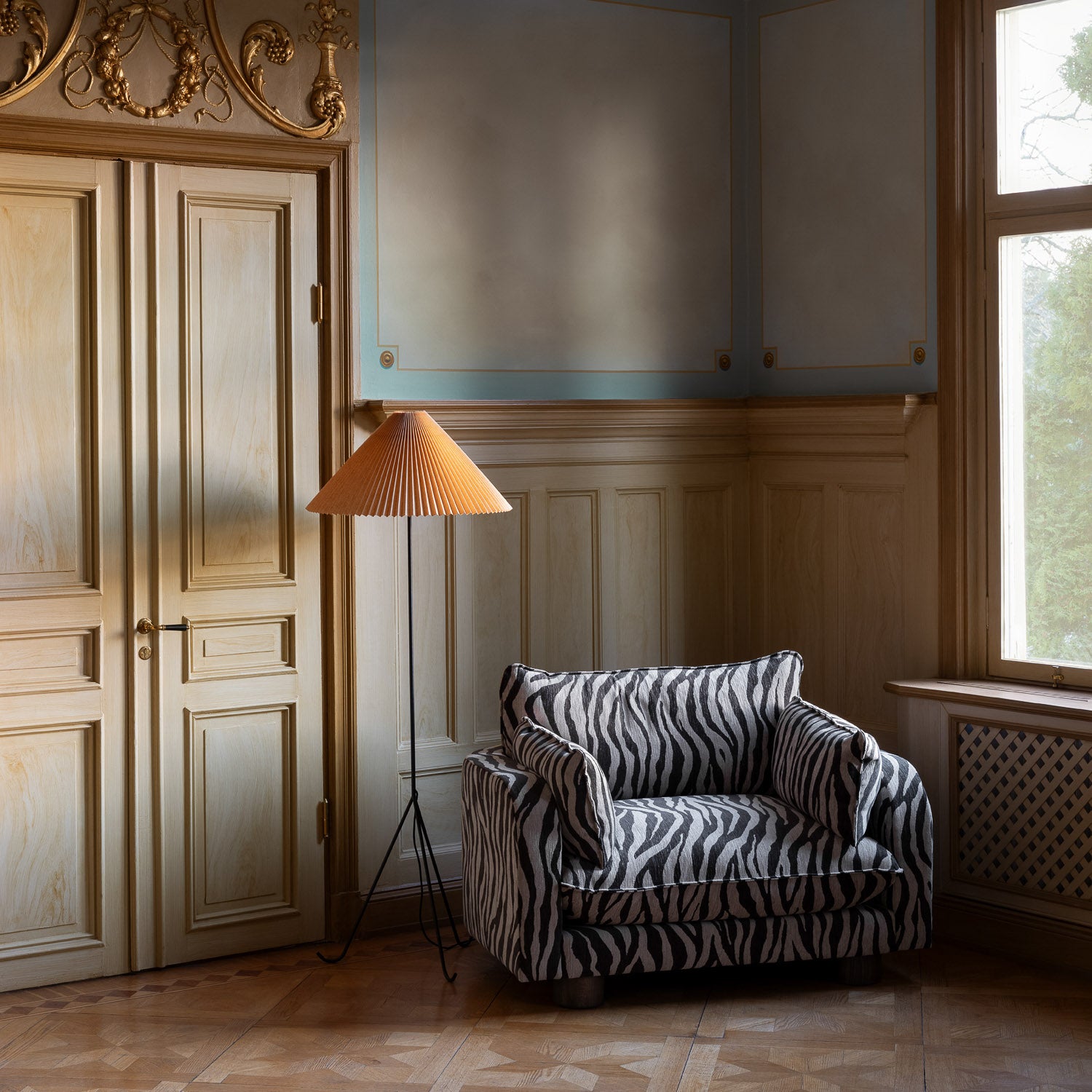 Miles Loveseat Zebra