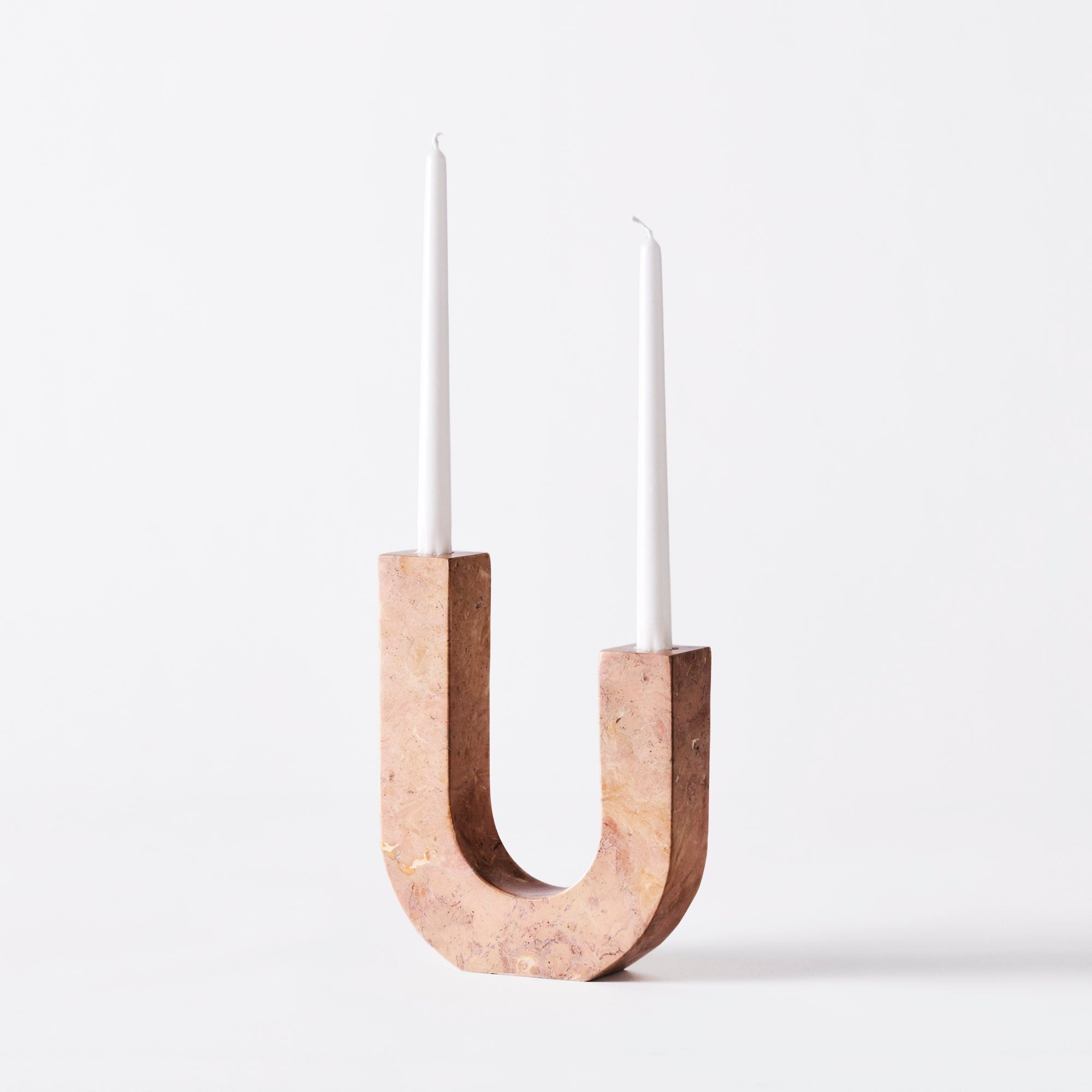 Arco Candle Holder Red från Dusty Deco