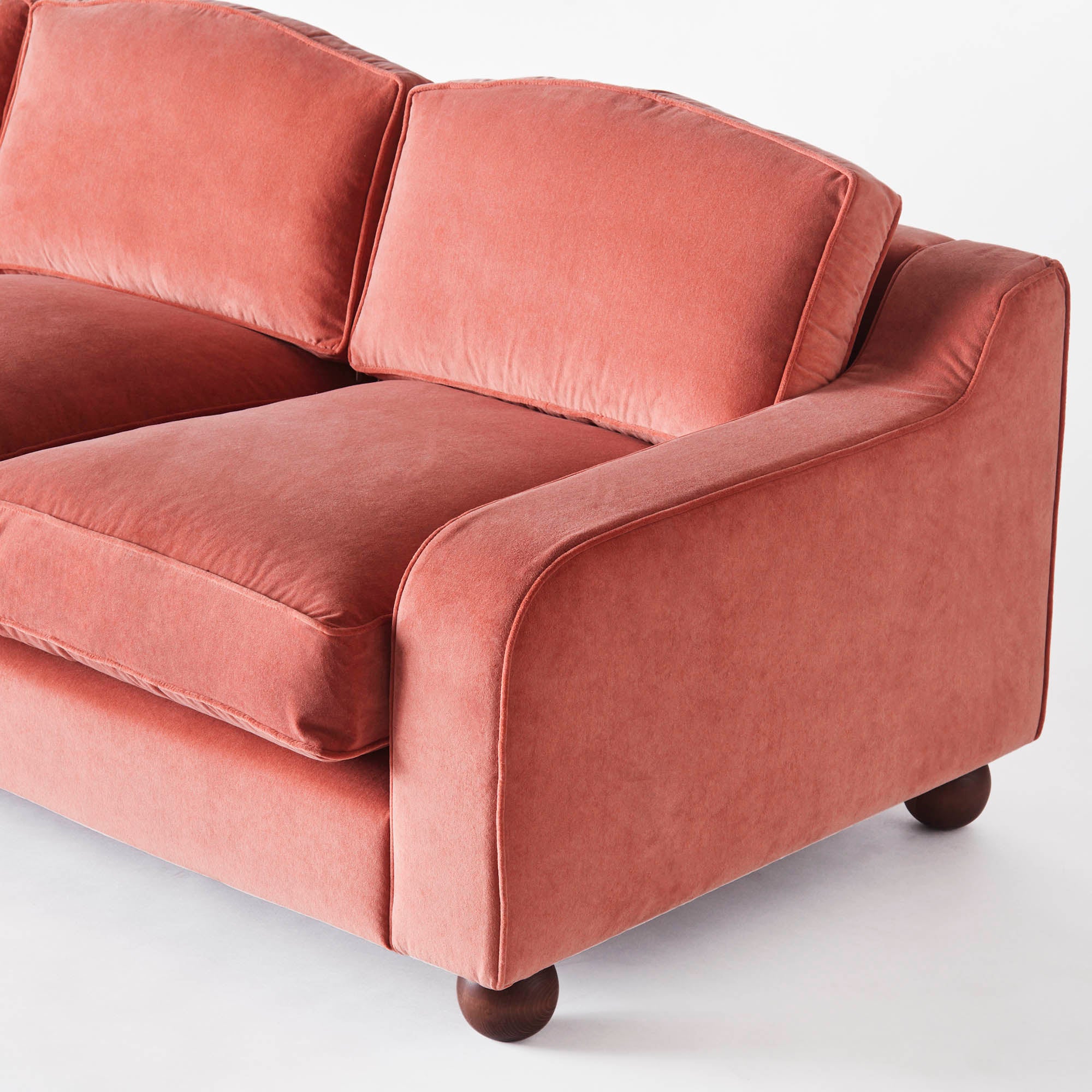 Lola Sofa Velvet Vintage Pink
