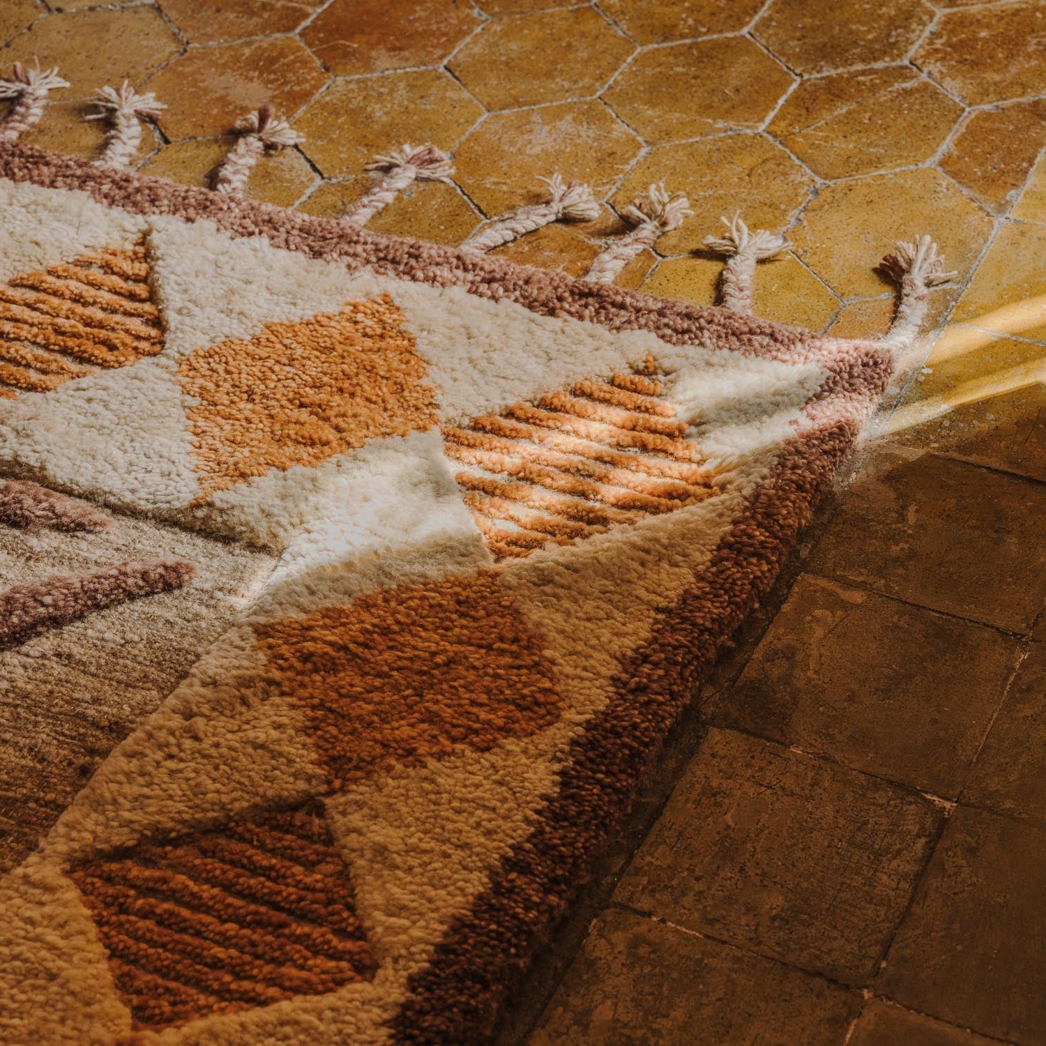Wildcat Rug Burnt Brown